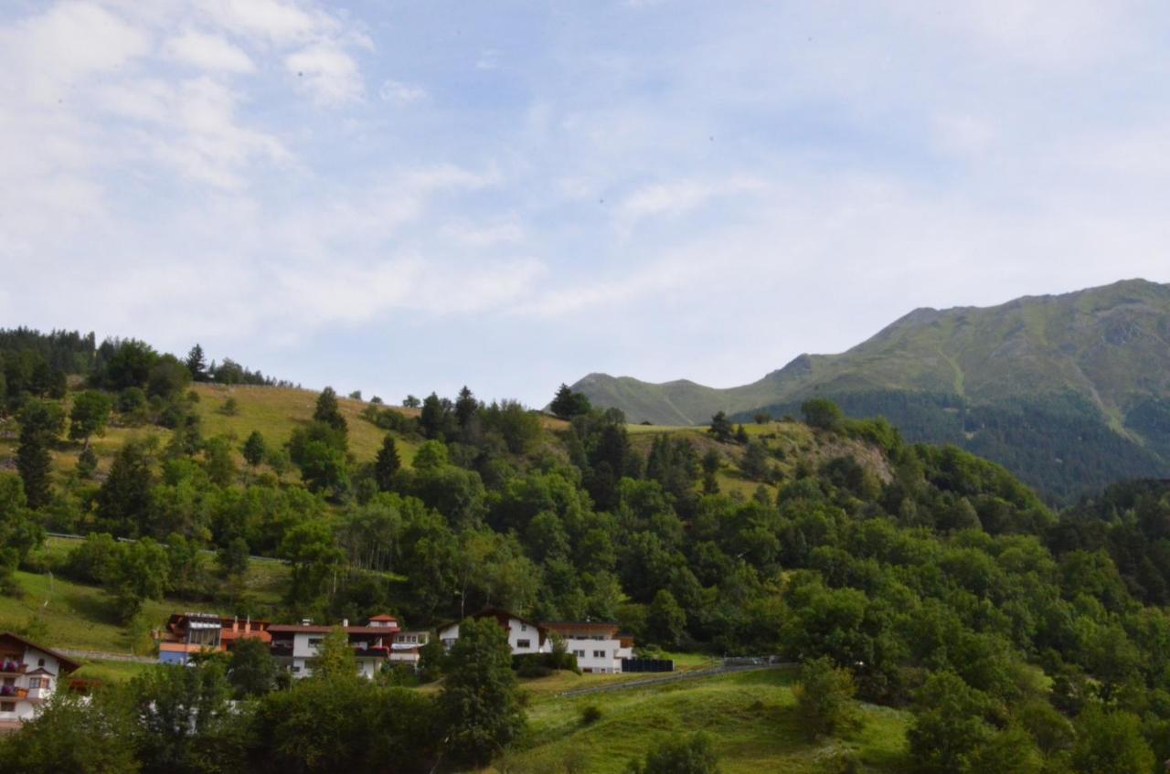 apart-berg-zeit tirol Kauns Buitenkant foto